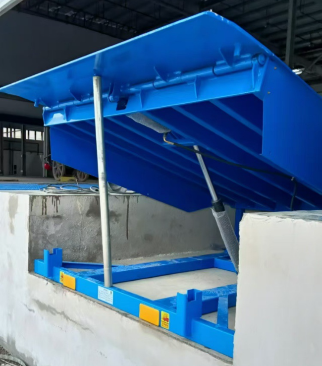 城厢固定式登车桥